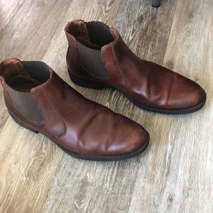 Johnston & Murphy McClain Chelsea boot!